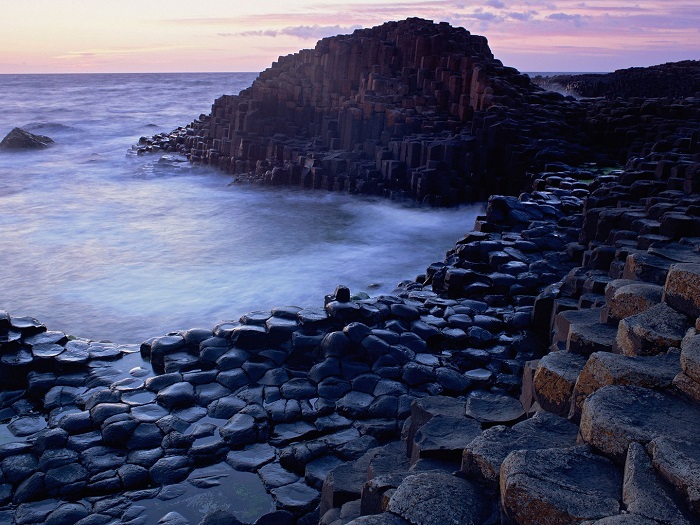 giants-causeway-antrim-northern-ireland