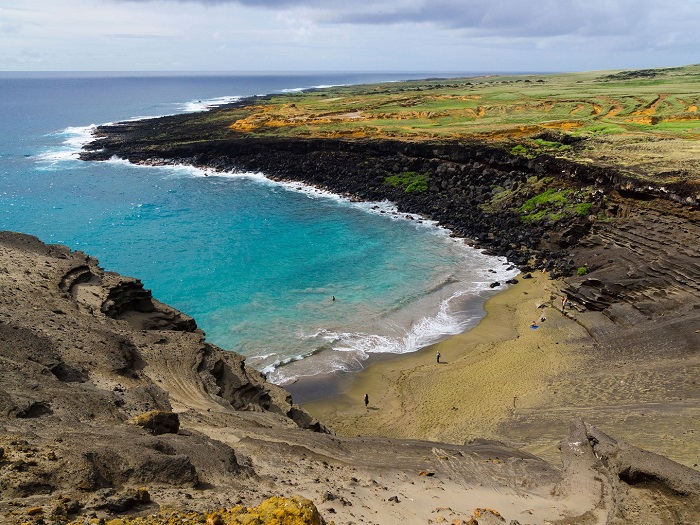 papakolea-beach-kau-hawaii