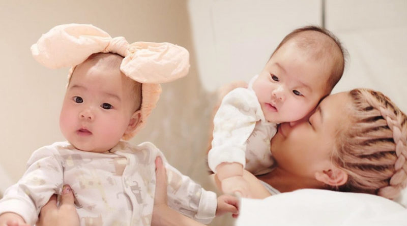 คุณแม่สายแข็ง! แฟนคลับเม้นชม “กุ๊บกิ๊บ” เลี้ยงลูก-ต้องฝึกตั้งแต่เด็ก หลังเป่าเปา เจอหักดิบติดใจขวดนม